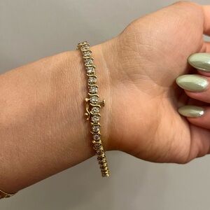 Vintage Solid 14k Gold Natural Diamond Tennis Bracelet